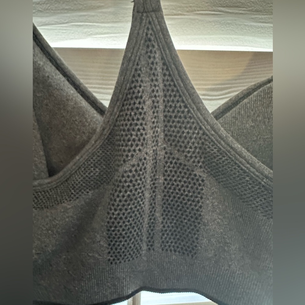 Gillian & O'Malley Nursing Sports Bra, Size L, Gray - Picture 9 of 12